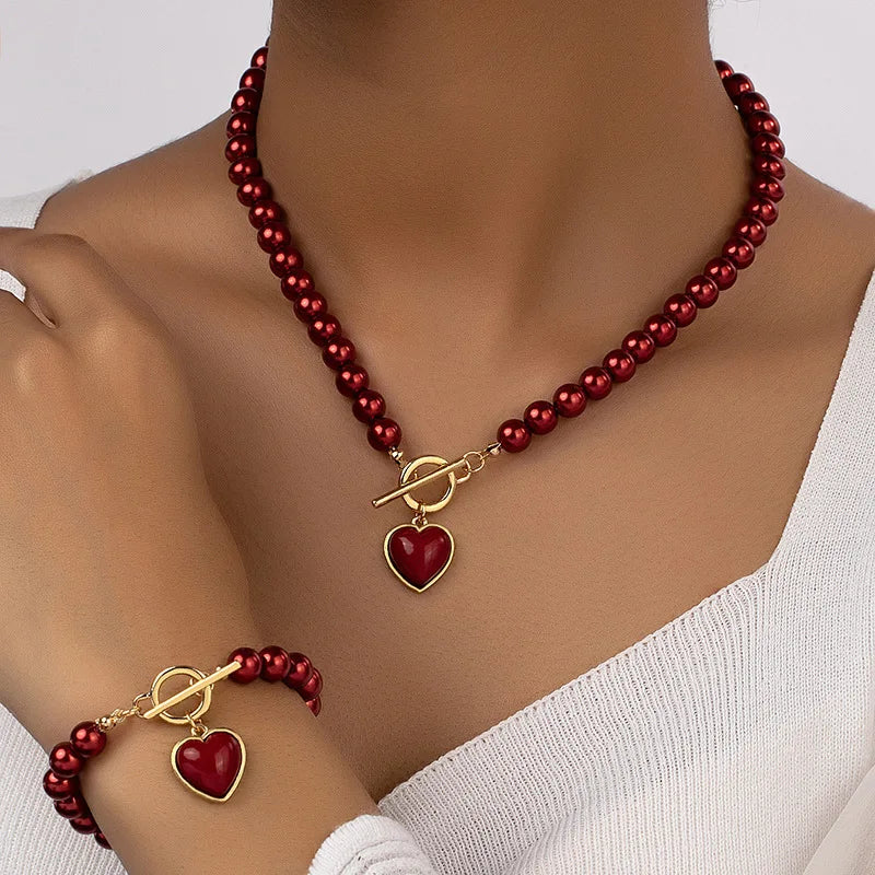 Choose a heart
Necklace and bracelet